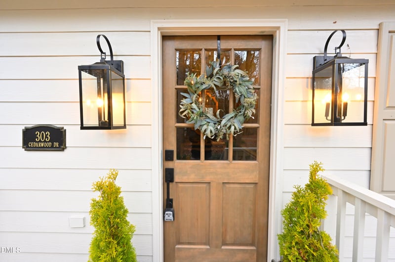 303 Cedarwood Dr, Knightdale, NC 27545