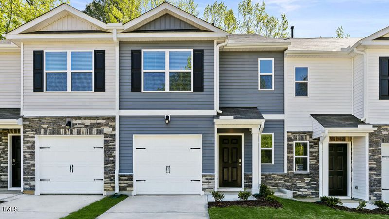 303 Cherry Laurel Dr, Sanford, NC 27332