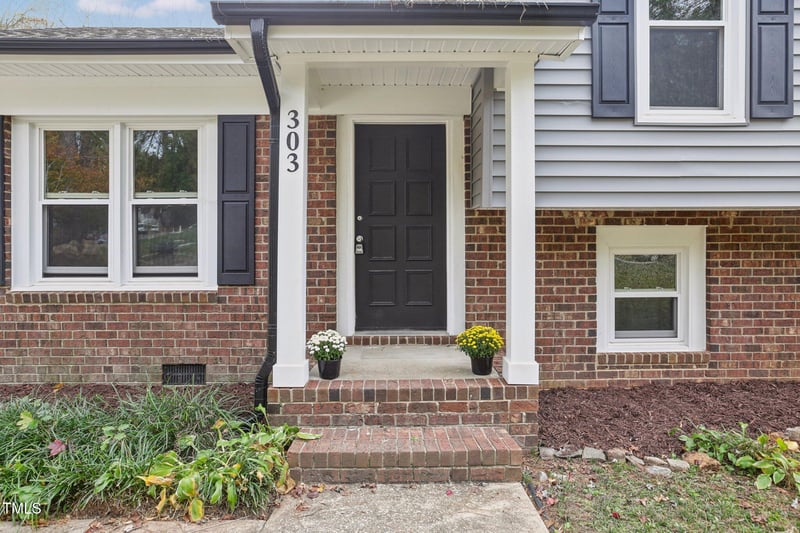 303 Coachman Dr, Garner, NC 27529