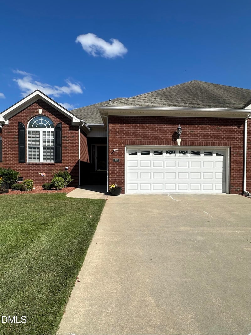 303 Commonsgate Dr, Goldsboro, NC 27530