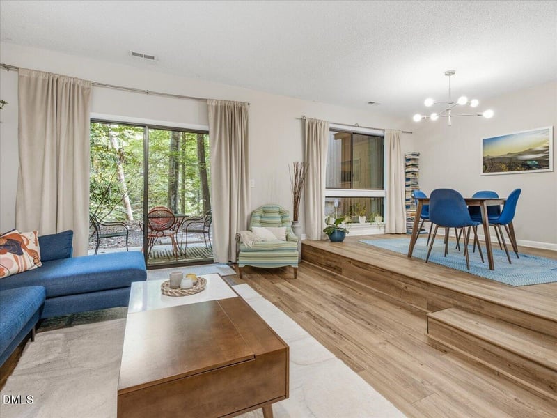 303 Deepwood Rd, Chapel Hill, NC 27514