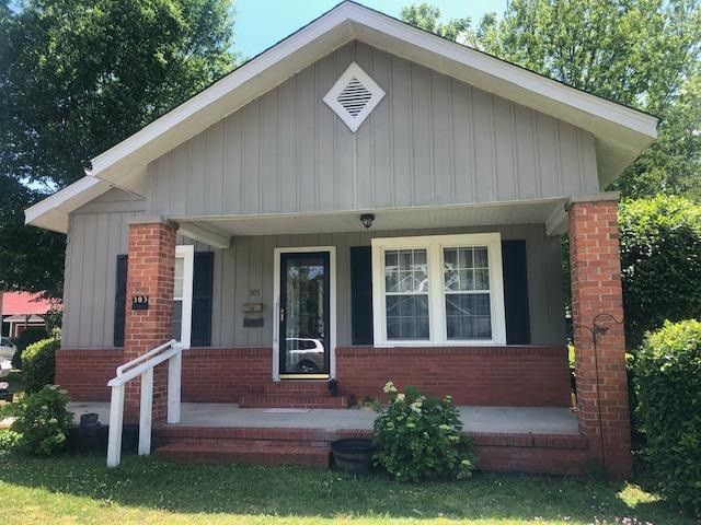 303 E F St, Erwin, NC 28339