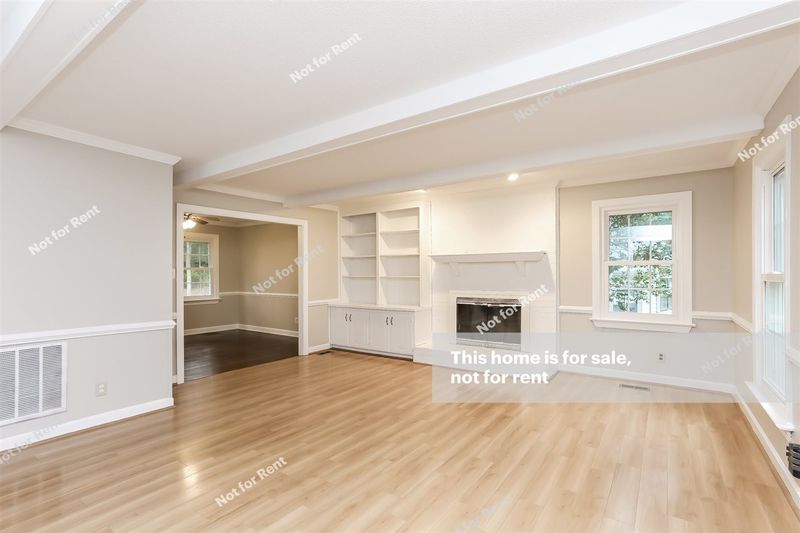 303 Fairfield Ln, Cary, NC 27511