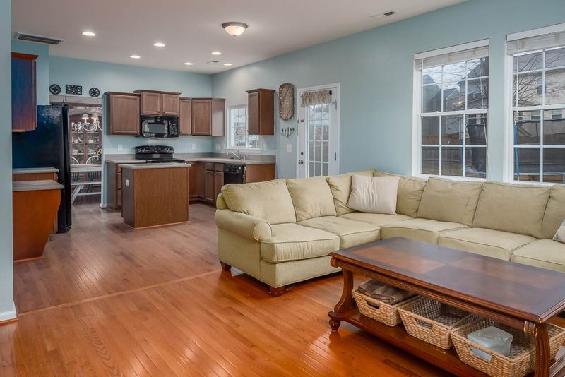 303 Five Pine Ct, Mebane, NC 27302