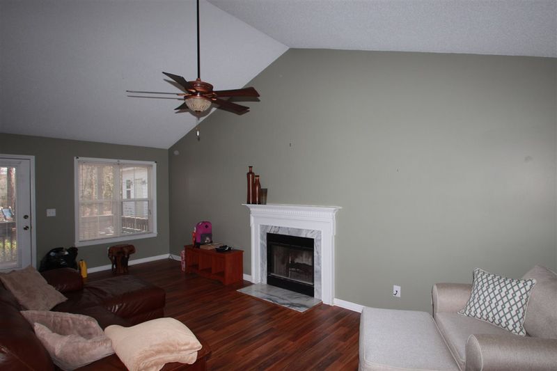 303 Garrison Ave, Clayton, NC 27520