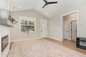 303 Godwin St, Selma, NC 27576