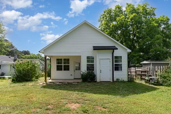 303 Godwin St, Selma, NC 27576