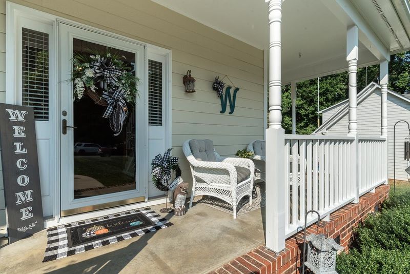 303 Hill, Mebane, NC 27302