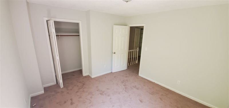 303 Kendall Dr, Durham, NC 27703