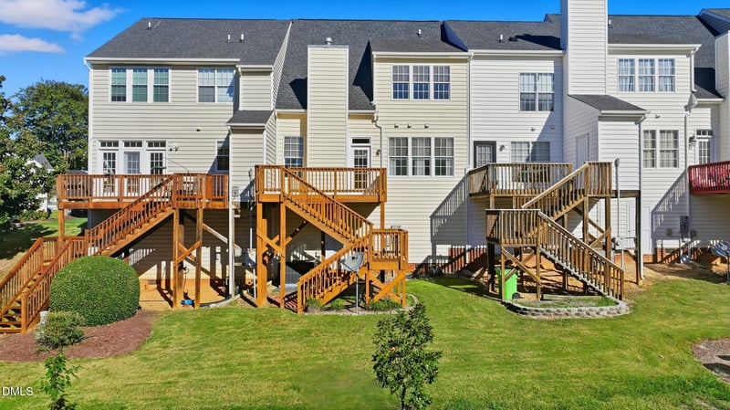 303 Knightsborough Way, Apex, NC 27502