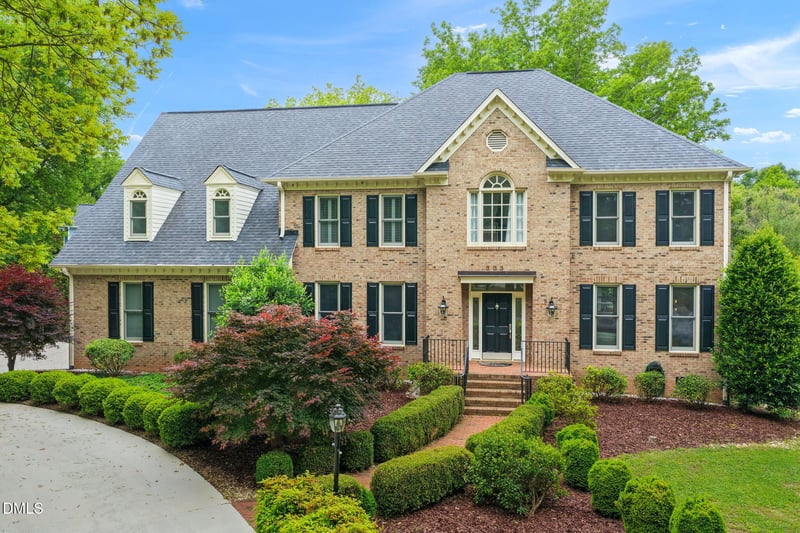 303 Lake Hogan Farm Rd, Chapel Hill, NC 27516