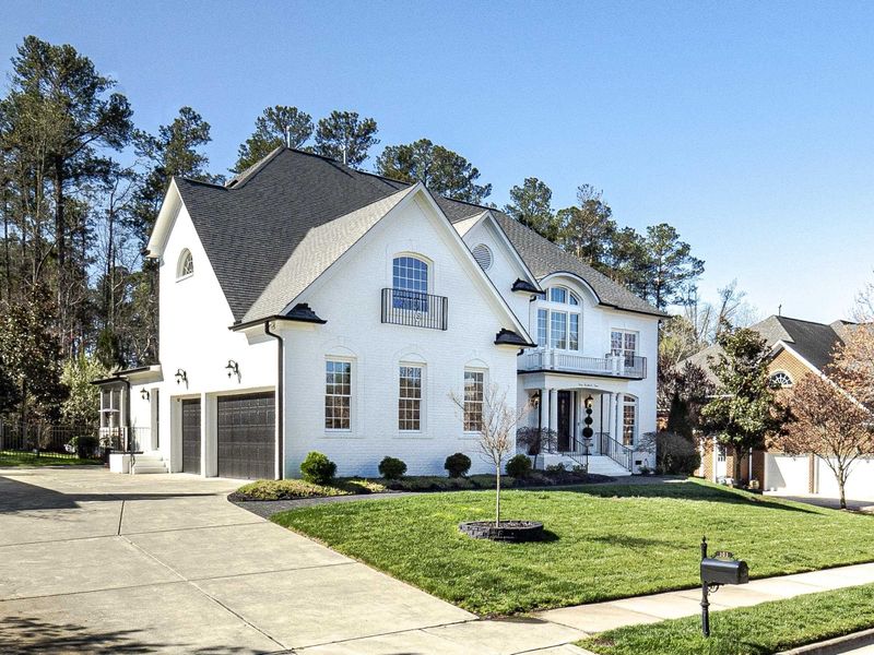 303 Lantern Ridge Ln, Cary, NC 27519