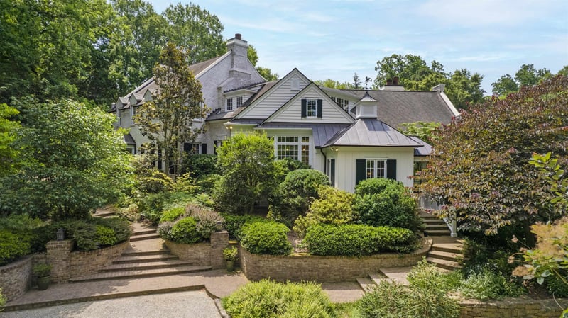 303 Lone Pine Rd, Chapel Hill, NC 27514