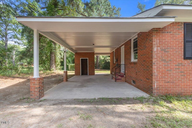 303 Mcarthur St, Goldsboro, NC 27530