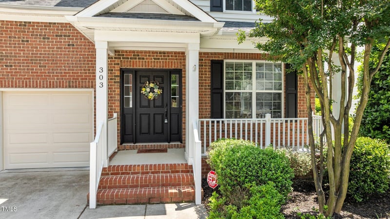 303 Middleham Dr, Rolesville, NC 27571