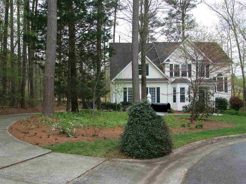 303 Orchard Ln, Chapel Hill, NC 27514