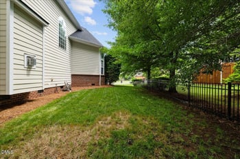 303 Parish House Rd, Cary, NC 27513
