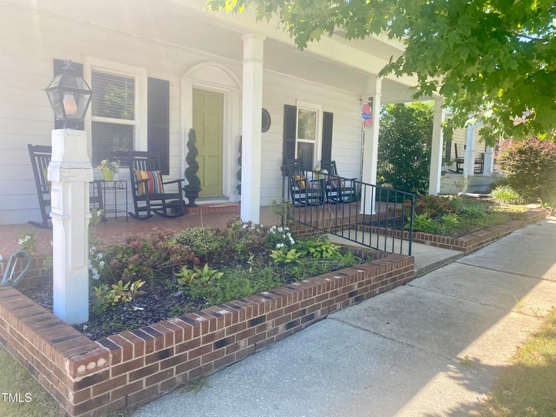303 Parrish Dr, Benson, NC 27504