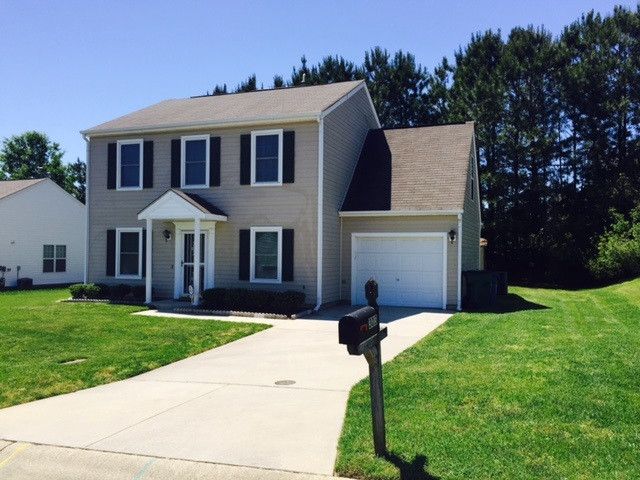 303 Pebble Way, Durham, NC 27703