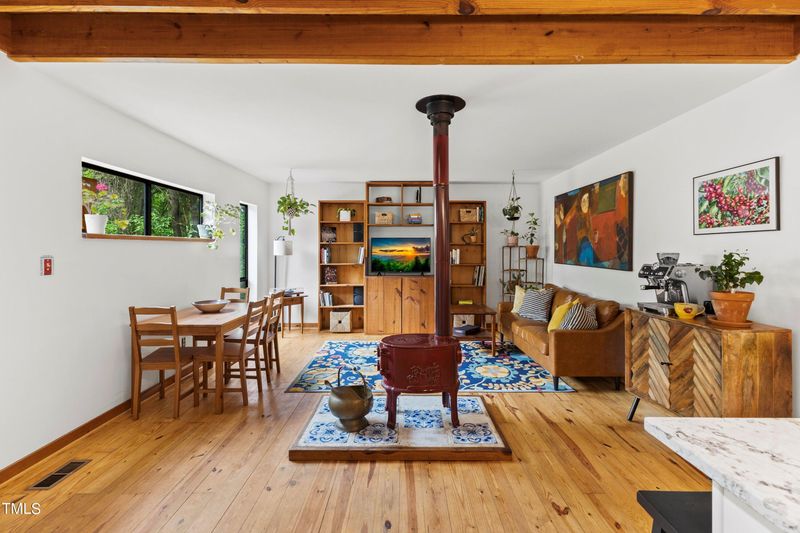 303 Purefoy Rd, Chapel Hill, NC 27514