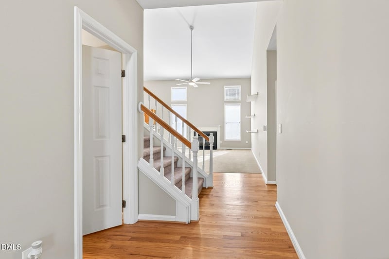 303 Roebling Ln, Cary, NC 27513