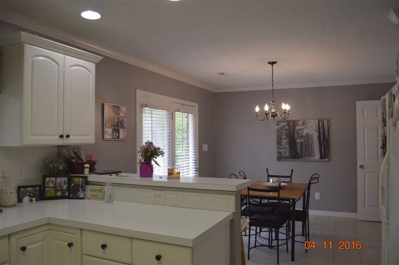 303 S Rogers Dr, Smithfield, NC 27577
