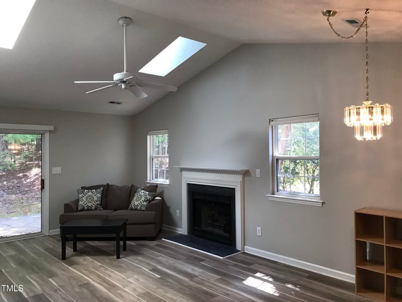 303 Saint Thomas Dr, Chapel Hill, NC 27517