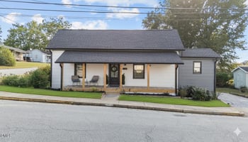 303 Second St, Clayton, NC 27520