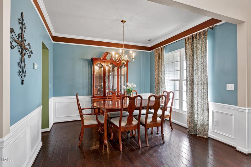 303 Shakespeare St, Morrisville, NC 27560