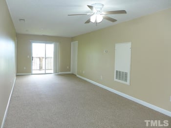 303 Smith Level Rd #B31, Chapel Hill, NC 27516