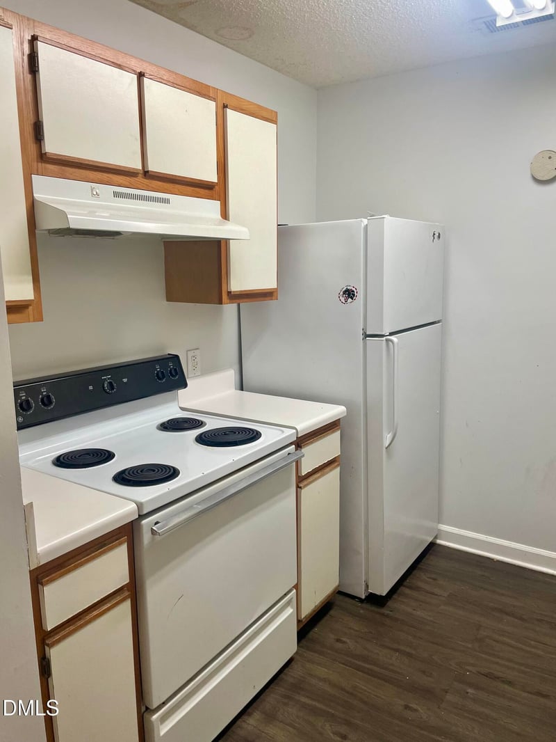 303 Smith Level Rd #C12, Chapel Hill, NC 27516