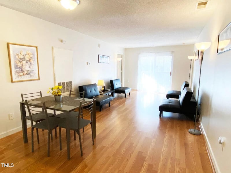 303 Smith Level Rd, Chapel Hill, NC 27516