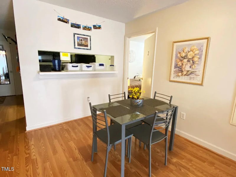 303 Smith Level Rd, Chapel Hill, NC 27516