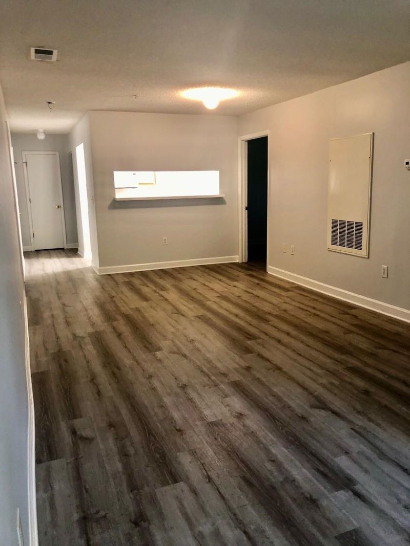 303 Smith Level Rd #F12, Chapel Hill, NC 27516