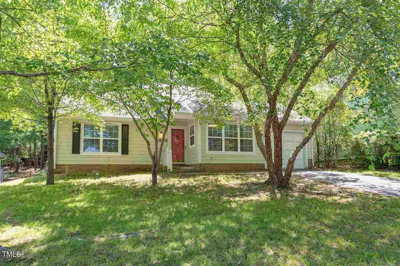 303 St Thomas Dr, Chapel Hill, NC 27517