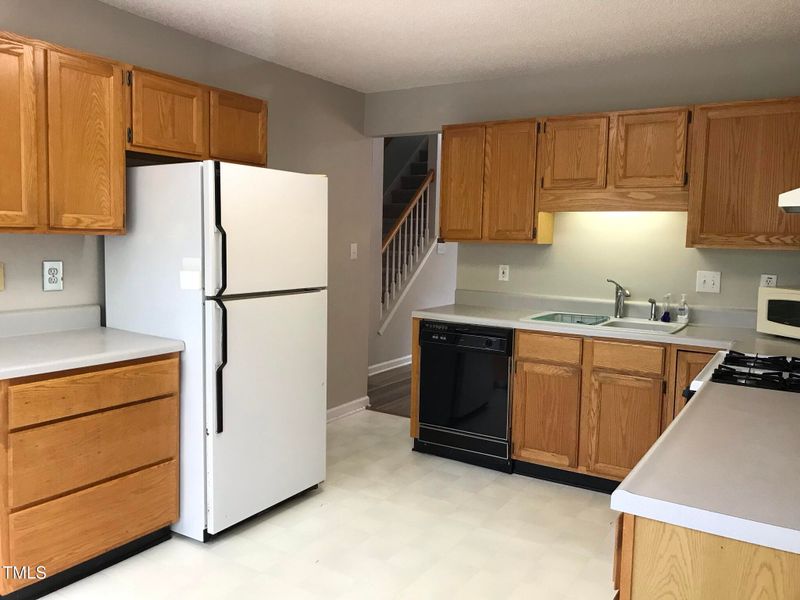 303 St Thomas Dr, Chapel Hill, NC 27517