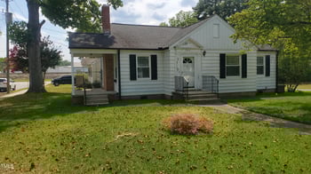 303 Stallings St, Clayton, NC 27520