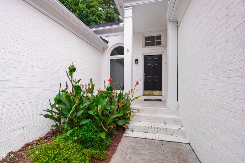 303 Swiss Lake Dr, Cary, NC 27513