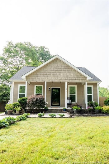 303 Tanglewood Dr, Louisburg, NC 27549