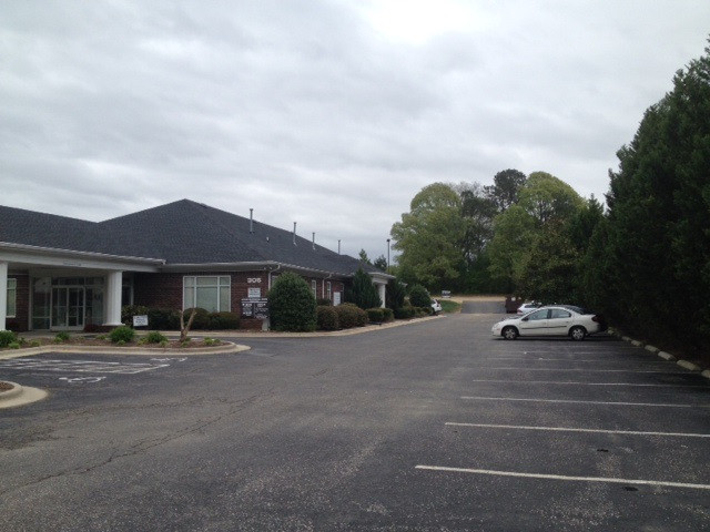 303 Tilghman Dr, Dunn, NC 28334