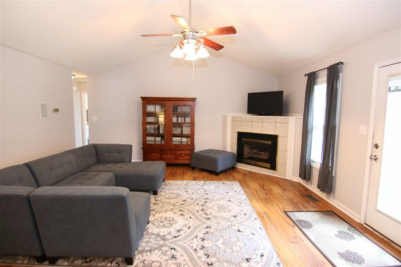 303 Trail Ridge Dr, Benson, NC 27504