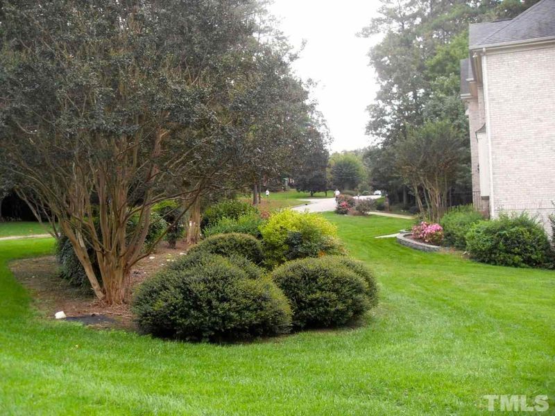 303 Tynemouth Dr, Cary, NC 27513