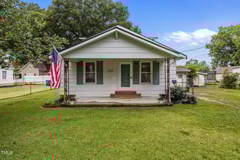 303 Watauga Ave, Dunn, NC 28334
