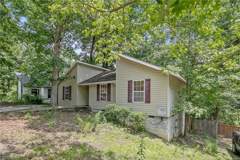 303 Whipple Tree Ln, Fayetteville, NC 28314