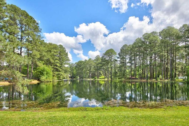 303 W Wilson St, Smithfield, NC 27577
