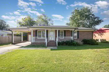 303 Wren Ln, Clayton, NC 27520