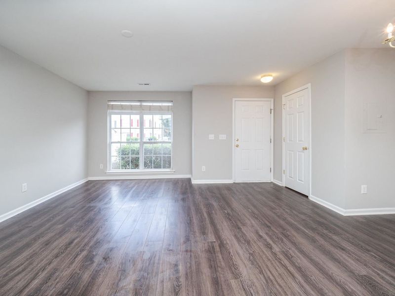 3030 Barrymore St #103, Raleigh, NC 27603