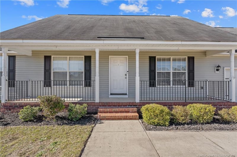 3030 Burton Dr, Fayetteville, NC 28306