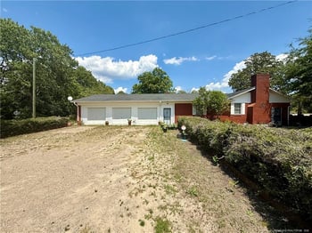 3030 Cumberland Rd, Fayetteville, NC 28306