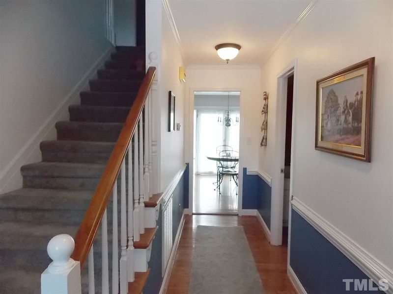 3030 Tanbark Ct, Burlington, NC 27215